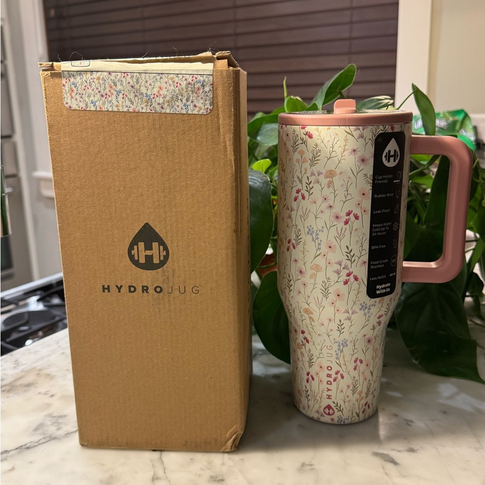HydroJug Traveler 40oz Wildflower